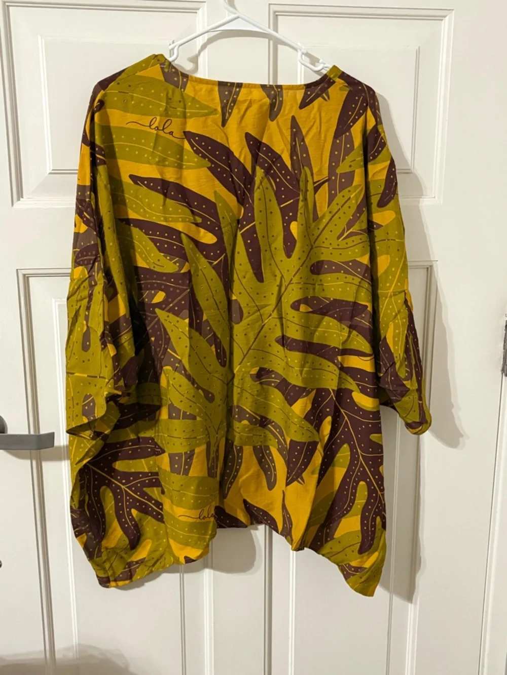 Simply Sisters NWT Makuahine Blouse Women’s Small Oversized Style w/ Free Gift - Picture 2 of 6